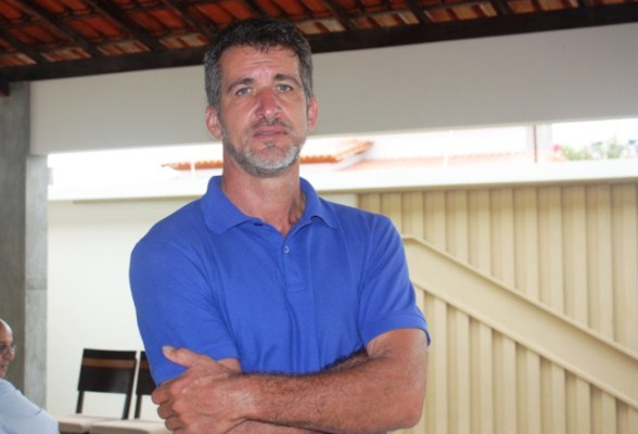 vereador robertao itirucu