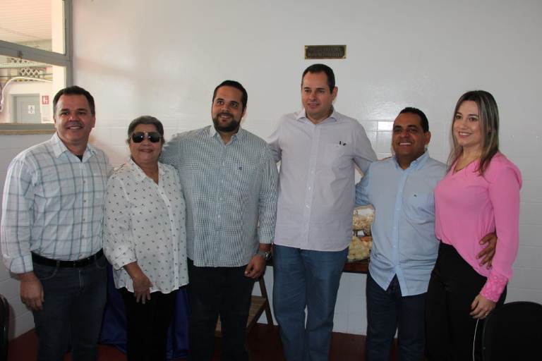 http://www.cidadeacontece.com.br/wp-content/uploads/2019/07/leo-fund-nelson-leal-barbara-2.jpg