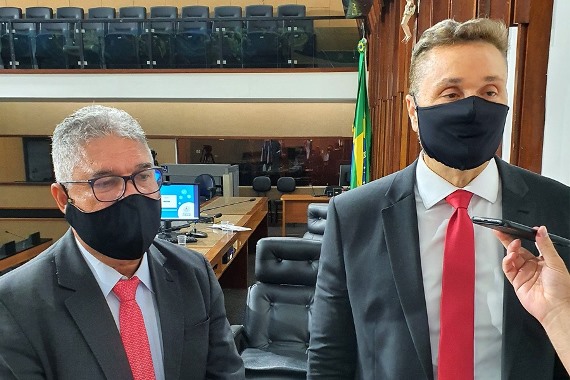 https://www.cidadeacontece.com.br/wp-content/uploads/2021/06/rosemberg-manoel-vitorino.jpg