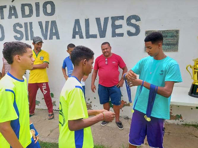 Escolinha de Futebol da Vila Isabel é a grande campeã da Taça TV Catolé –  Prefeitura Municipal de Itapetinga